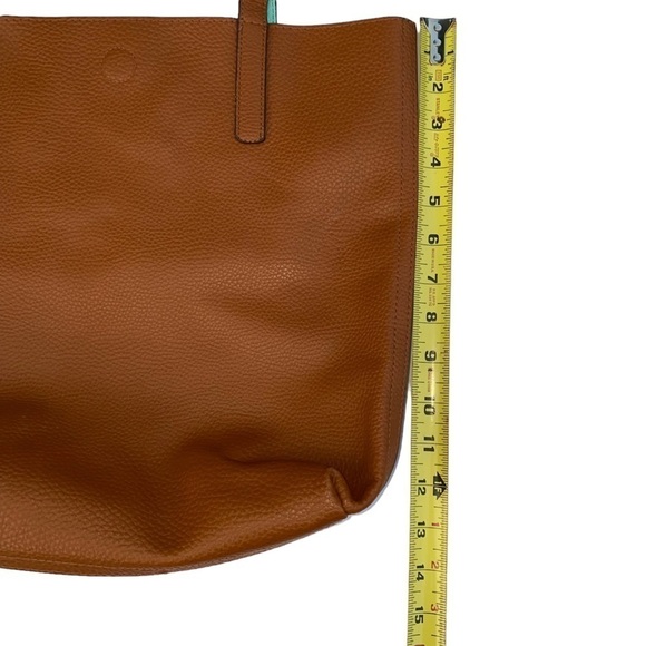 Pebbled Vegan Leather‎ Brown and Turquoise Magnetic Closure Tote Bag - Picture 4 of 6